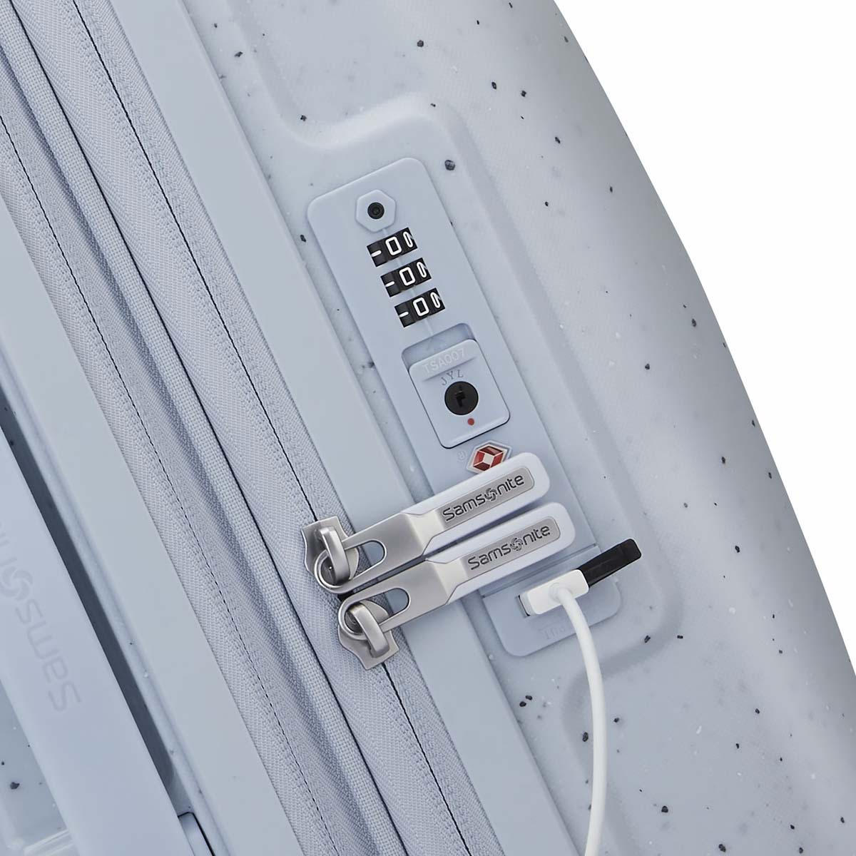 137393-A767_B675_ZIPPER