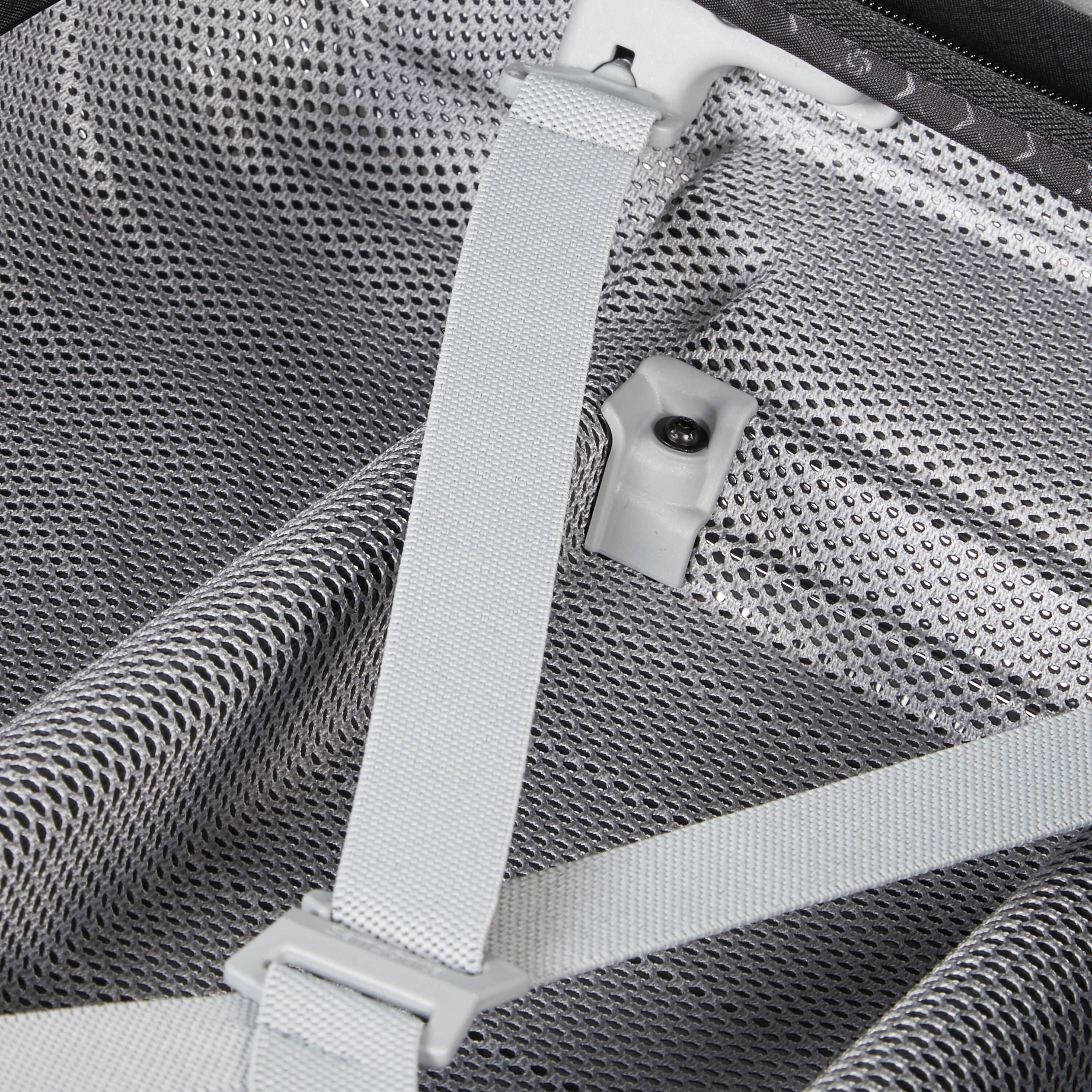 1418451041_COSpin_Cros_Straps