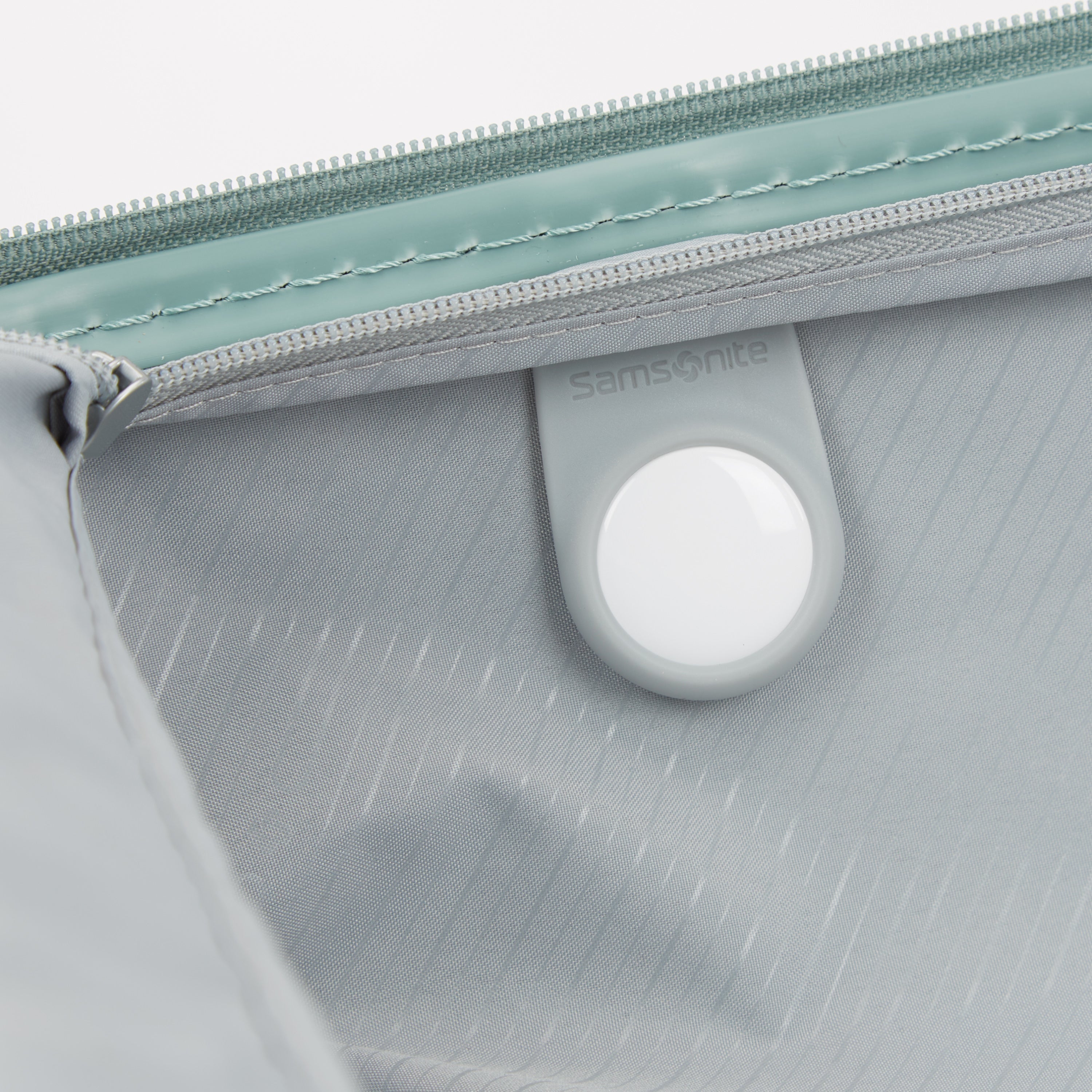 142908-1244_C473_ACCESSORYCLIP