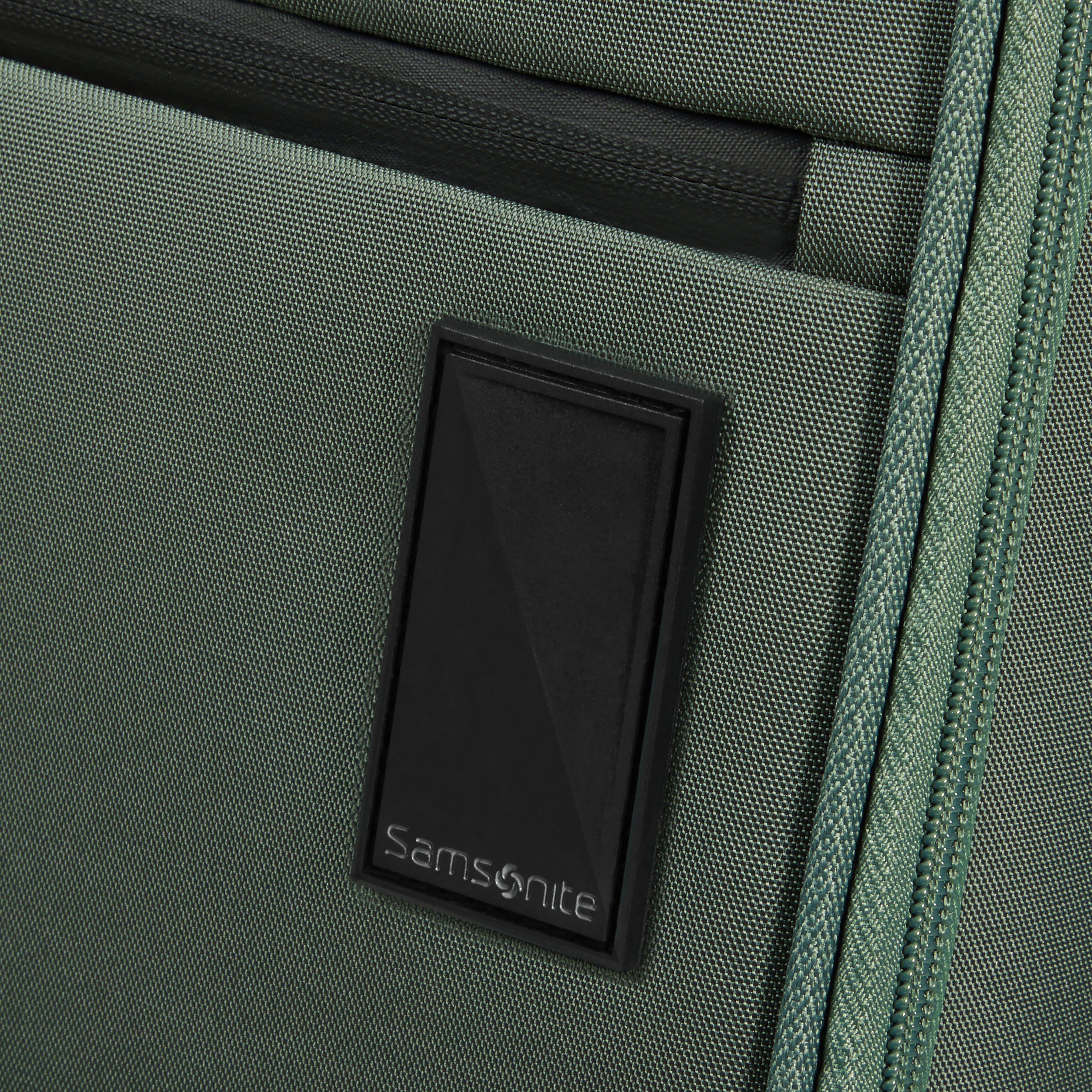 145451-0588_C979_LOGO