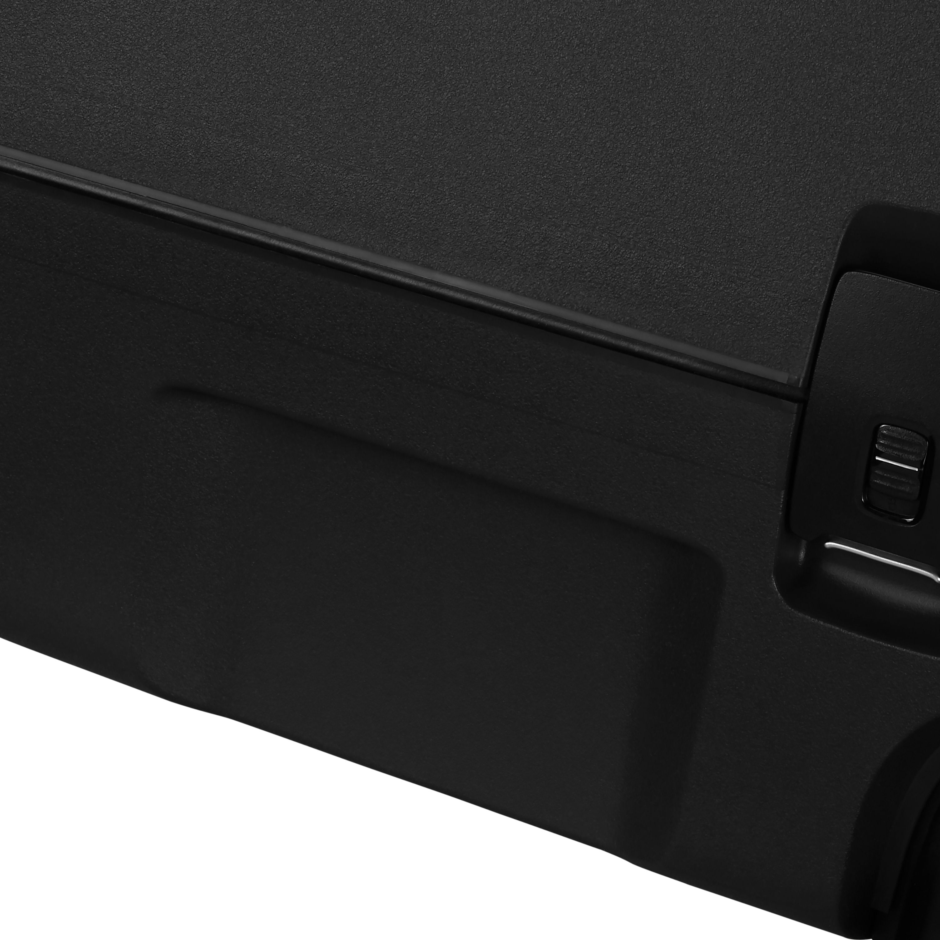 146912-1374_D140_BOTTOM_GRIP