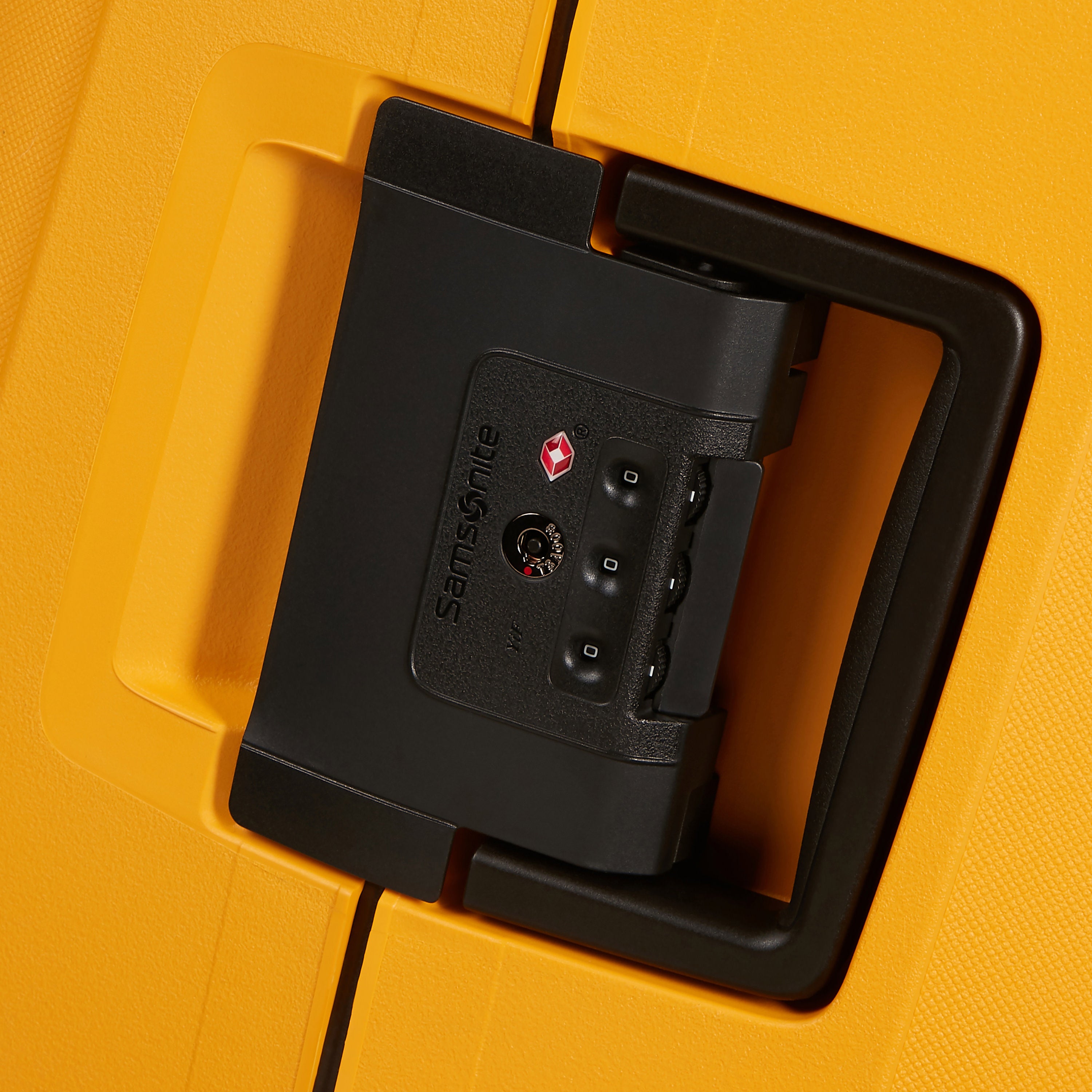 146912-4702_D140_LOCK