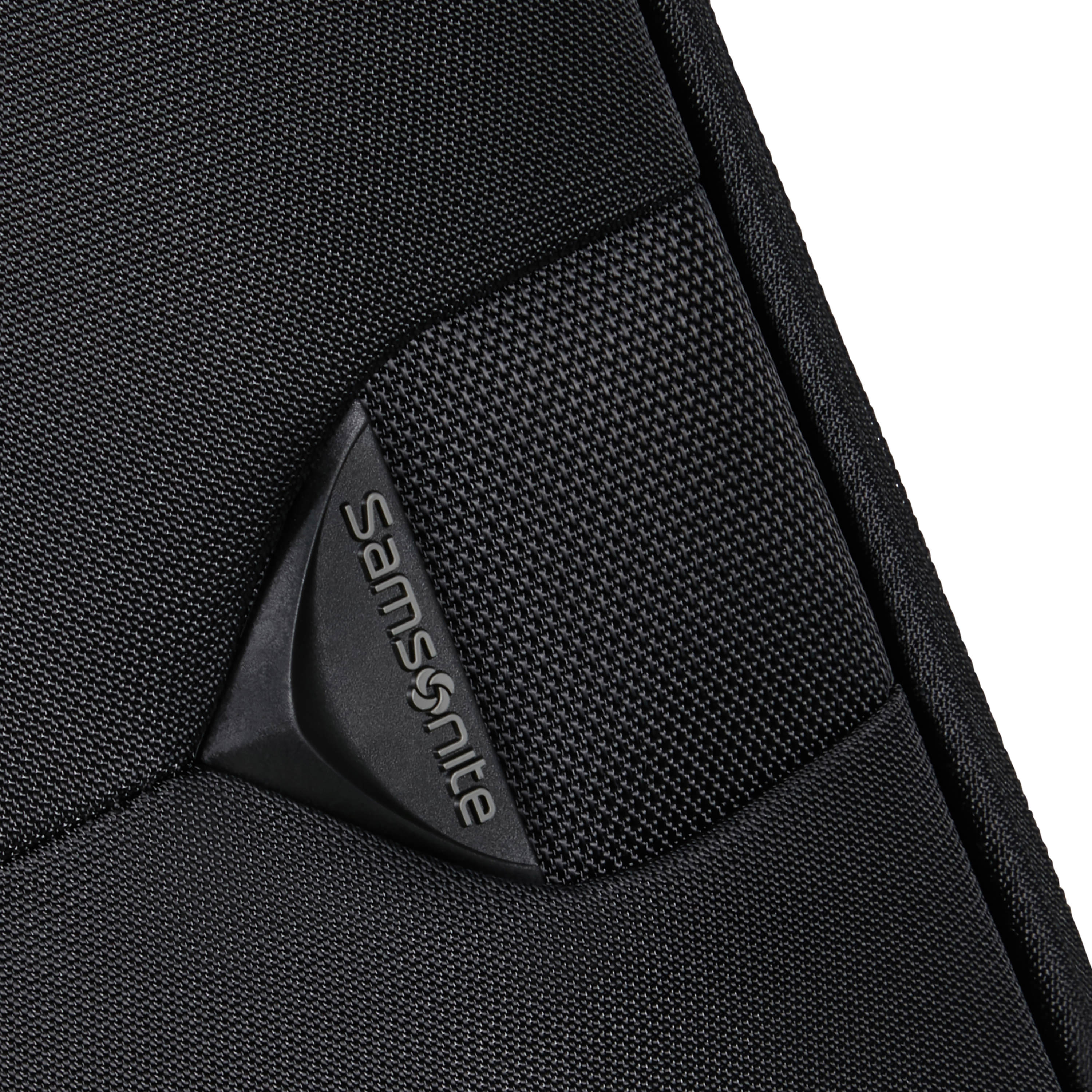 150715-1041_D745_LOGO