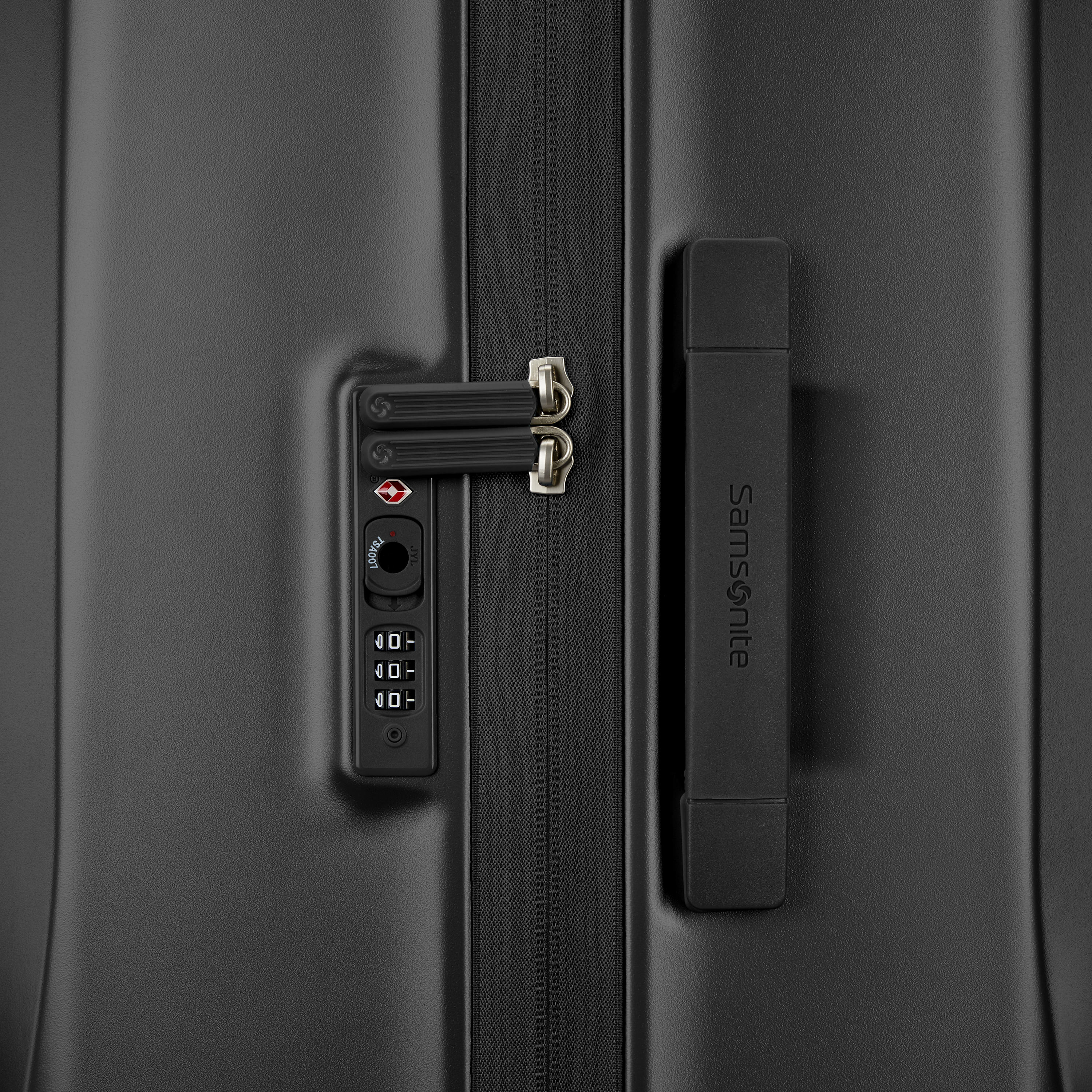 152031-5928_F070_LOCK_7923b2e9-9c52-4baf-aa0d-6d541d61a733