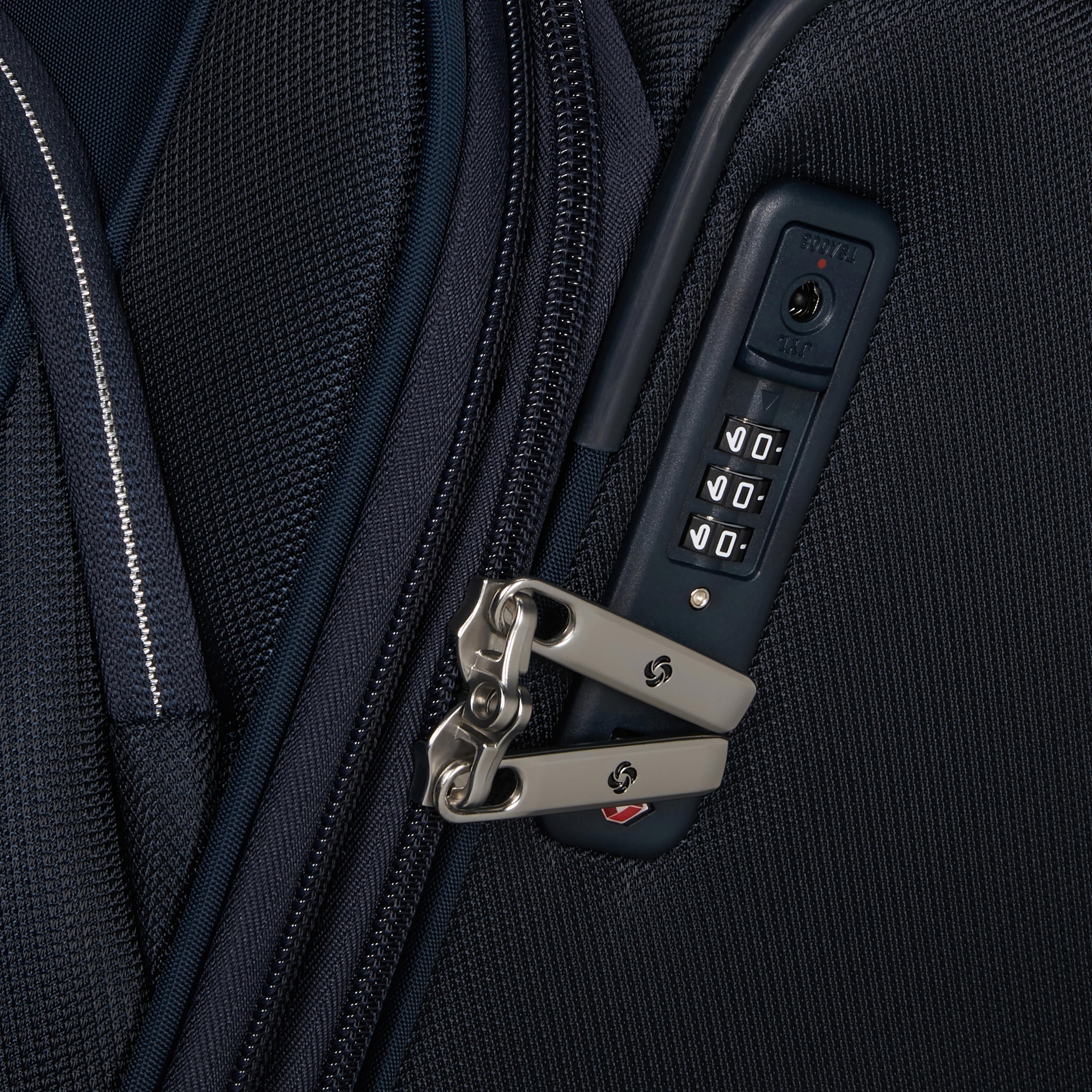 154967-1549_F392_LOCK