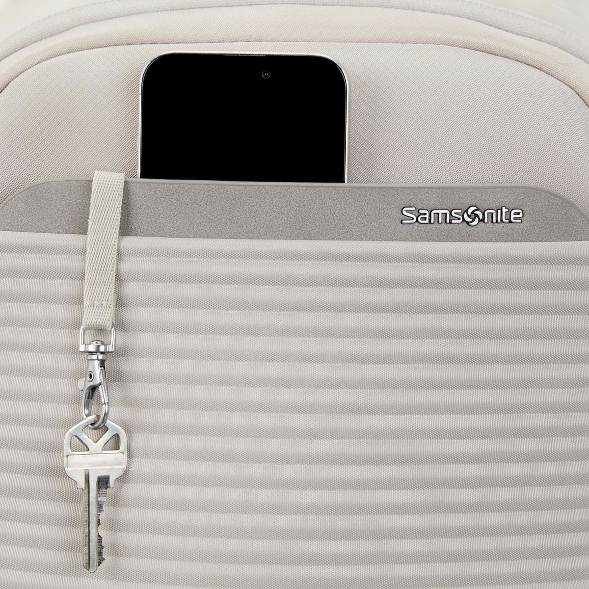 156435-1830_F736_FRONTPOCKET_1