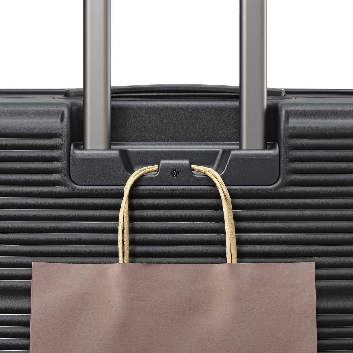 156525-1041_F740_ACCESSORYCLIP_2_819a18e9-c873-415e-ad04-2dd6bbba2d7f