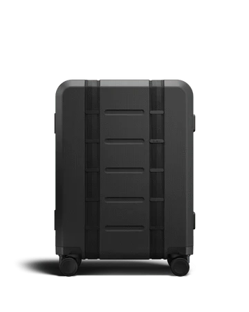 Ramverk_Pro_Carry-on_Black_Out_New-7