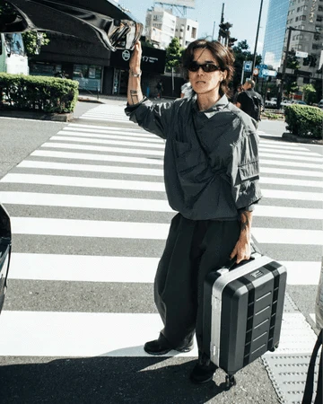 Ramverk_Pro_Carry_-on_silver_new_1